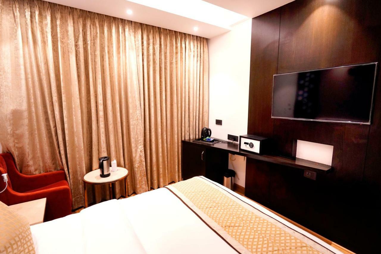 Hotel City Pride With Free Airport Pickup Nueva Delhi Exterior foto