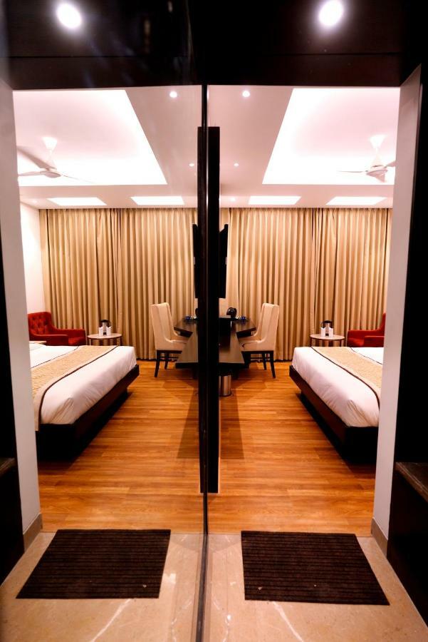 Hotel City Pride With Free Airport Pickup Nueva Delhi Exterior foto
